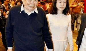 原创 
            杨振宁月薪惊人！工资全部上交翁帆，难怪看不上那点遗产