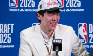 媒体人:当年姚明都得打斯杯 如今杨瀚森也一样