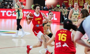 热身赛-杨舒予15分杨力维关键2罚 中国女篮逆转澳洲