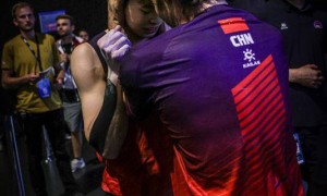 带伤创造历史！ 潘愚非成为中国攀岩首位攀石世界冠军