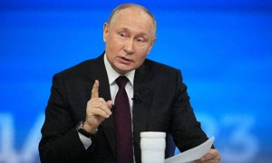 俄军拿下卢甘斯克，逼乌克兰内陆化 ！马克龙紧急联络普京，中国方案或成最后希望？