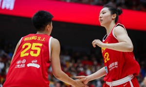 狂胜67分！张子宇16+7杨舒予22分 中国女篮再擒波黑